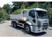 FORD - CARGO 2422 - 2011/2012 - Prata - R$ 310.000,00