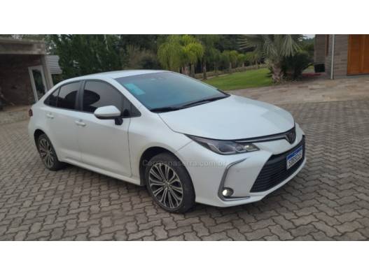 TOYOTA - COROLLA - 2022/2022 - Branca - Sob Consulta
