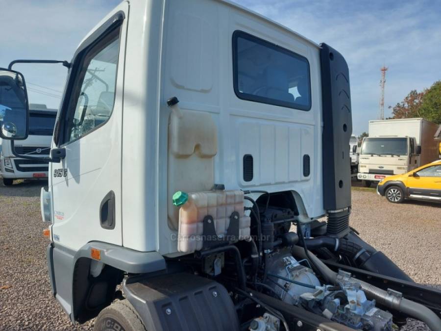 MERCEDES-BENZ - ACCELO 915 - 2011/2011 - Branca - Sob Consulta