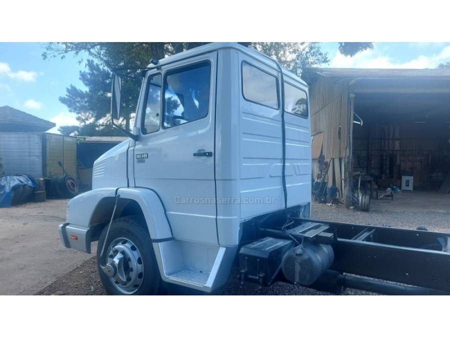 MERCEDES-BENZ - L-1618 - 1995/1995 - Branca - Sob Consulta