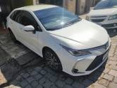 TOYOTA - COROLLA - 2020/2021 - Branca - Sob Consulta