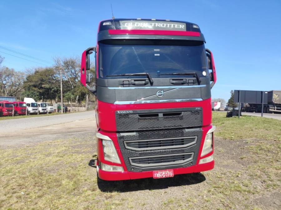 VOLVO - 460 - 2016/2016 - Vermelha - Sob Consulta